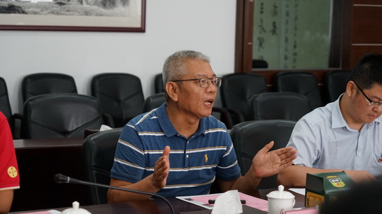 杨总发言.jpg