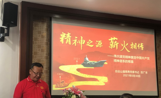 黄洁1.jpg 黄洁1.jpg